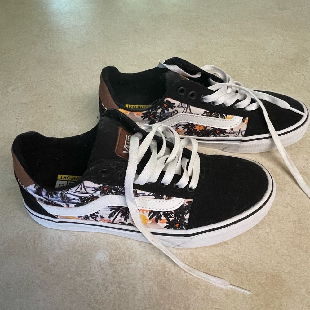 Vans Tropical Sneakers, Men’s size 7